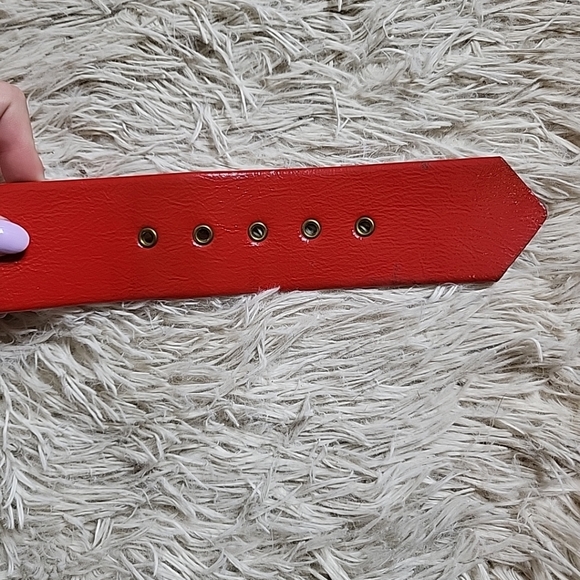 Vintage Red Expanded Vinyl Wide Belt Square Buckle Fun Funky Accessory - Picture 4 of 10
